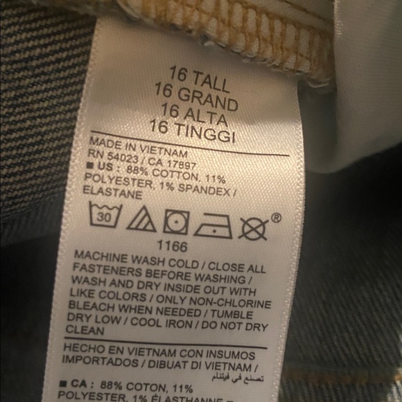 Old Navy High-Waisted Secret-Smooth Pockets O.G. Straight Jeans - Picture 5 of 5